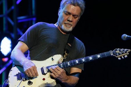 Legenda Eddie Van Halen moare de cancer, anunta familia sa