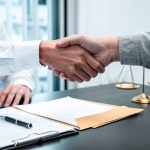 Sfaturi care te ajuta sa gasesti avocatul cel mai bun pentru tine