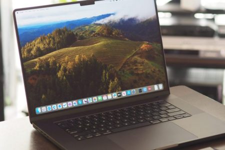 Cele mai bune 5 MacBook-uri pentru editare video